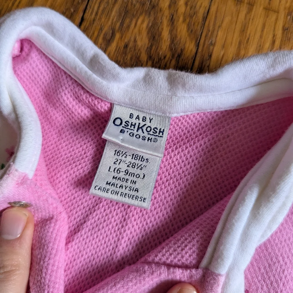 Vintage 00's Baby Oshkosh B'gosh 6-9M Pink One-piece Romper